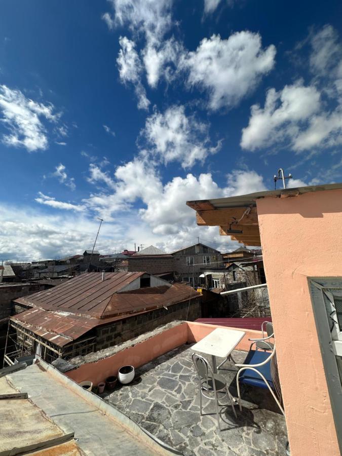 Communa Guesthouse Gyumri Exterior photo